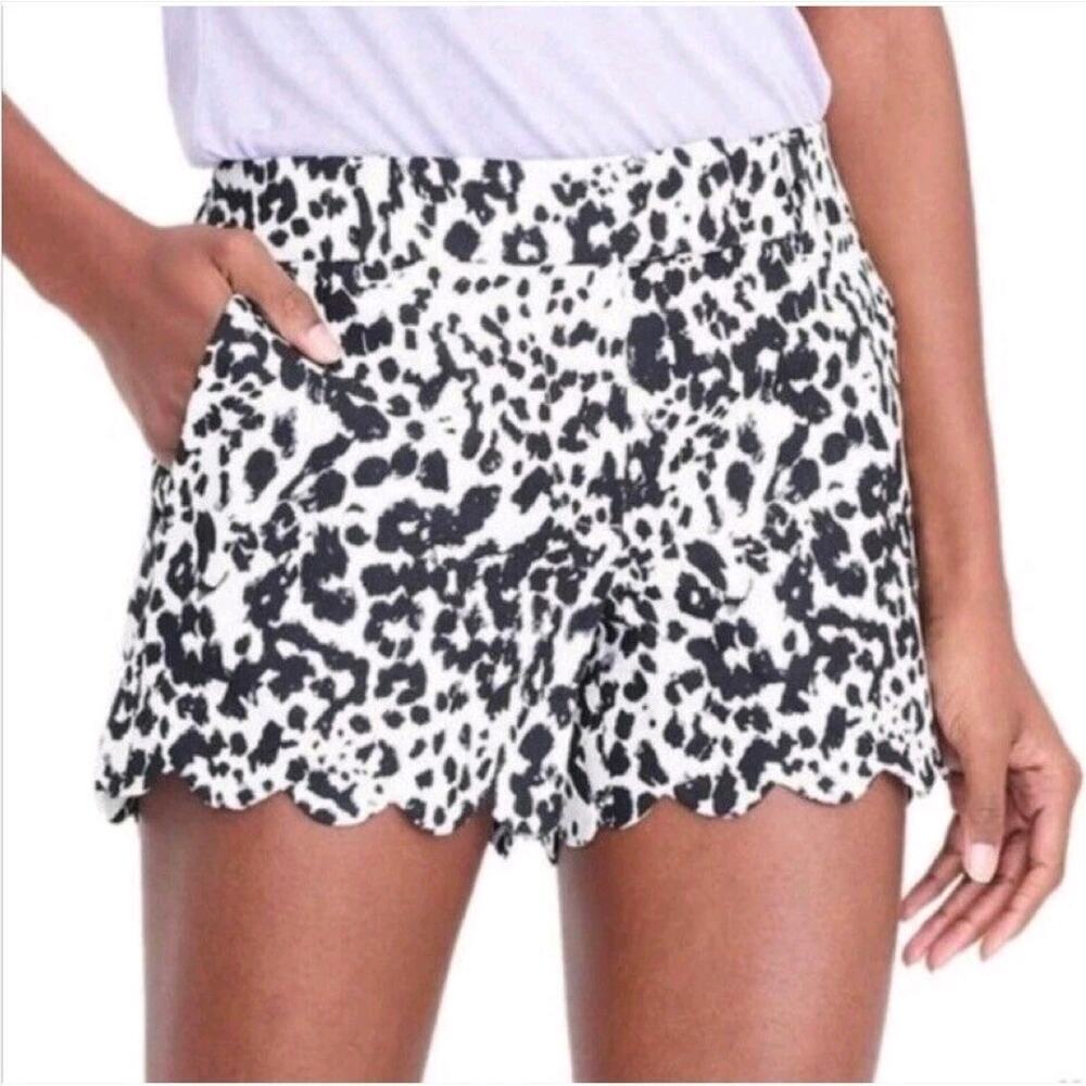 J. Crew leopard print linen blend scalloped hem shorts. Size 4. Ret. $55